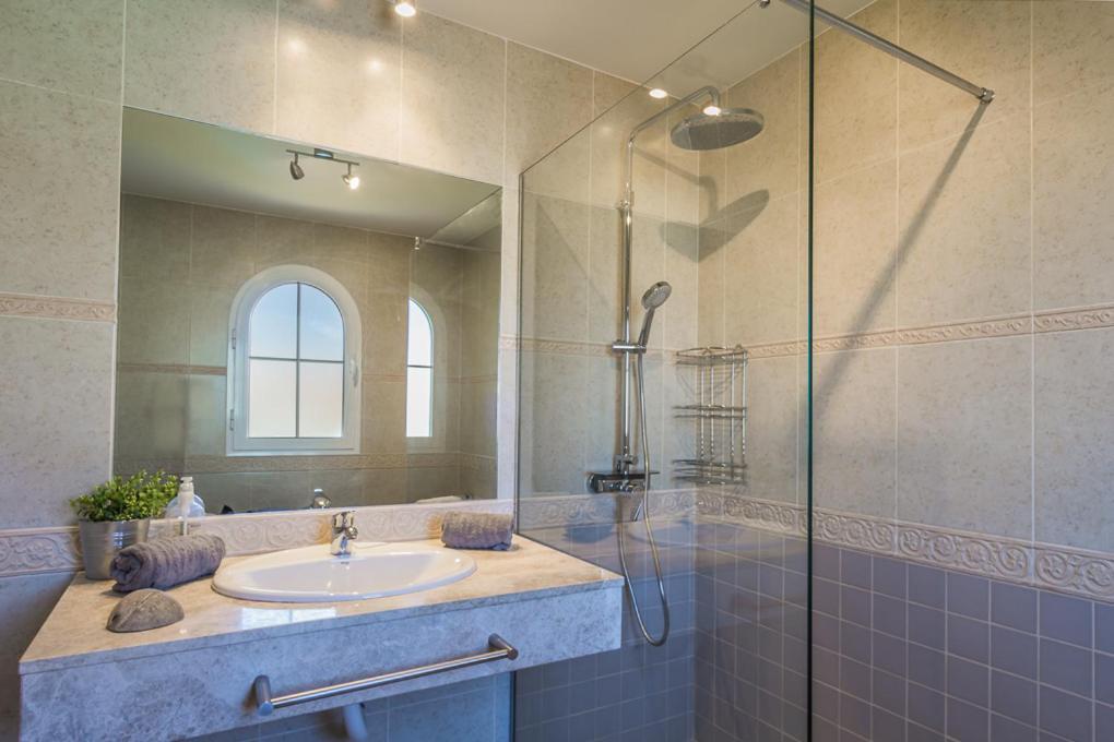 קוסטה דה אנטיגואה Perfect For Family Holidays With Private Pool, Near Beach And Golf- Villa Ashley מראה חיצוני תמונה
