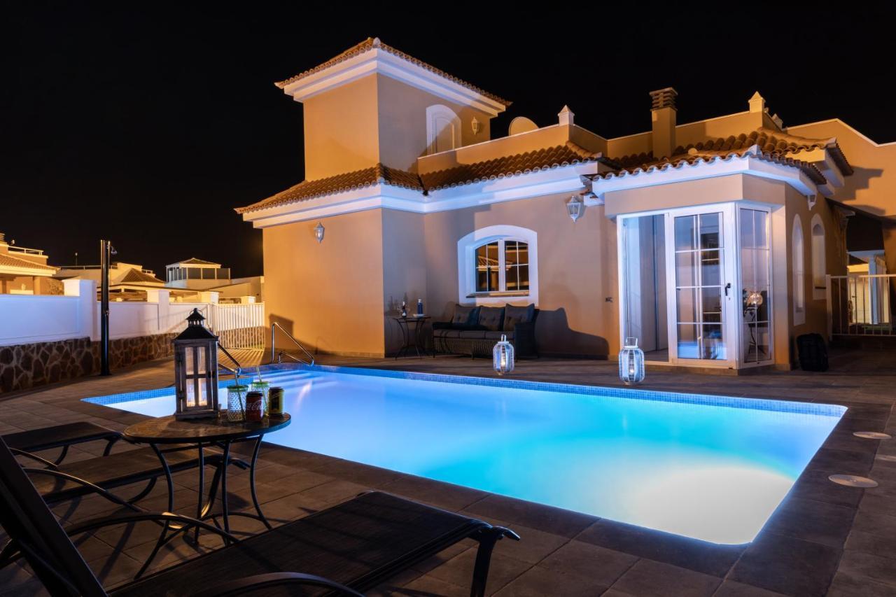 קוסטה דה אנטיגואה Perfect For Family Holidays With Private Pool, Near Beach And Golf- Villa Ashley מראה חיצוני תמונה